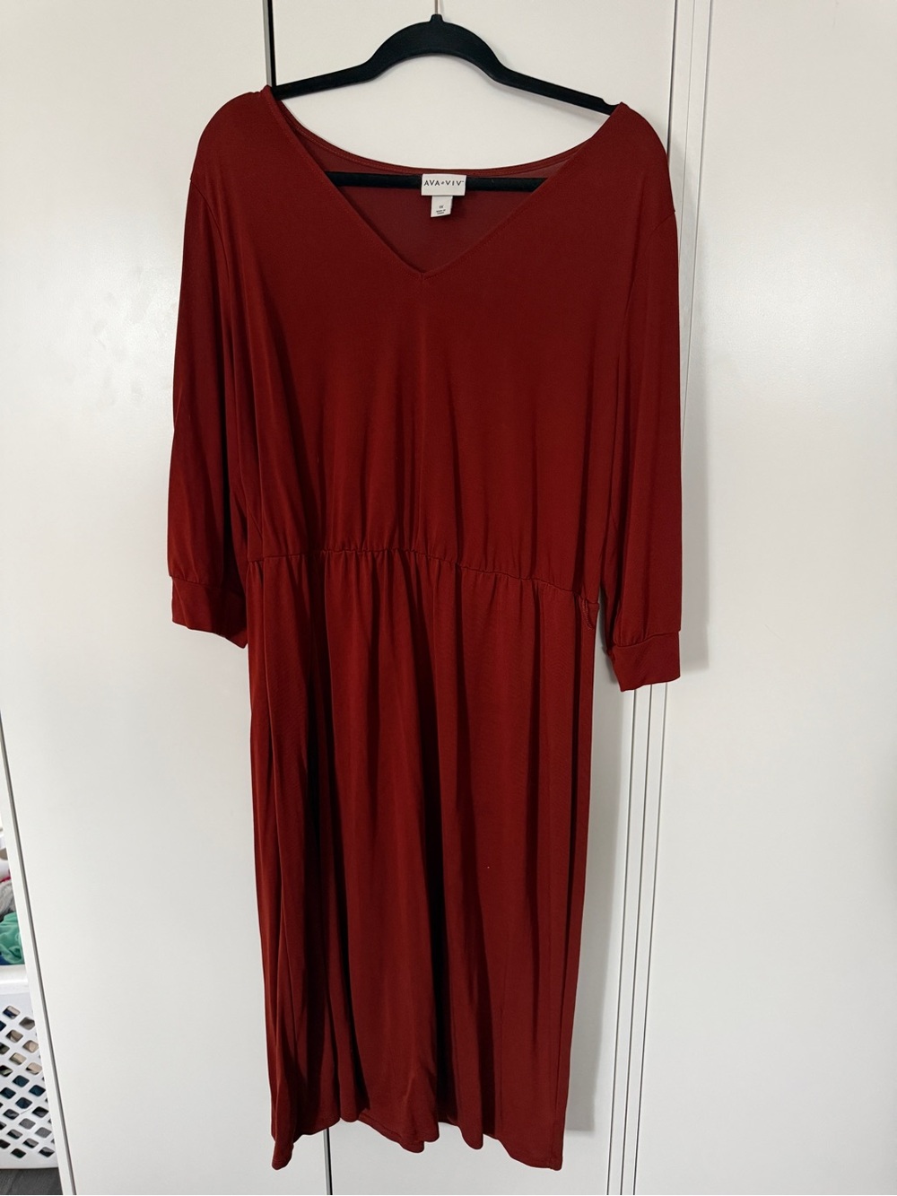 Ava & Viv Russet Red V-Neck Midi Dress